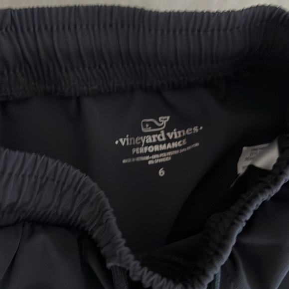 Vineyard Vines navy Athletic Shorts with Elastic Waistband - Picture 2 of 4